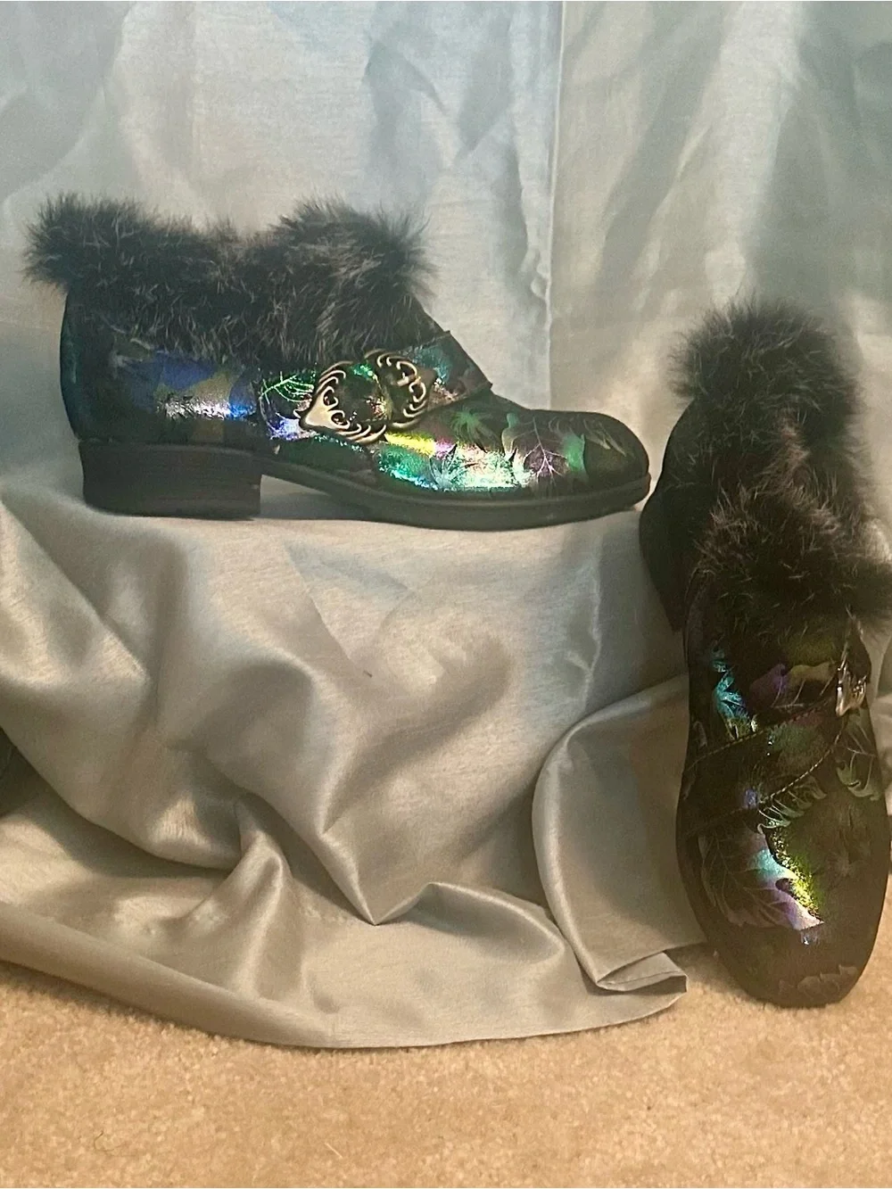 Spring Step Women's Iridescent Black Fur-Trim ankle boots 11m - Picture 1 of 6